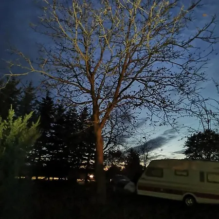 Stellplatz Am Alten Bahnhof Camping *